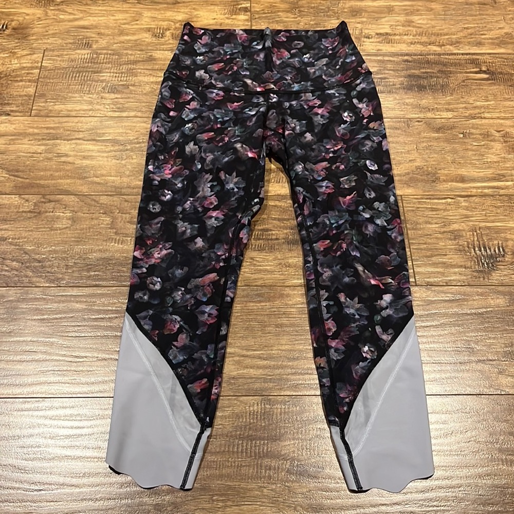 Lululemon floral mesh detail cropped leggings